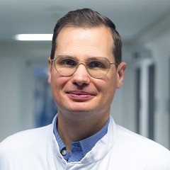  Dr. med. Henrik Giese